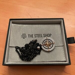 THE STEEL SHOP Black and gold star pendant 22 inch chain